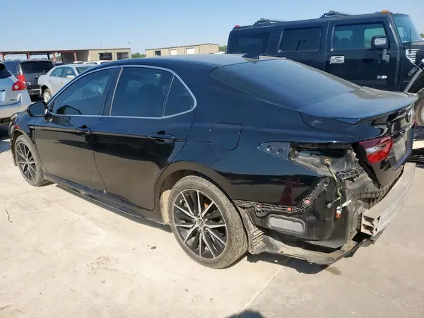 4T1G11AK3MU583868 2021 TOYOTA CAMRY - Image 2