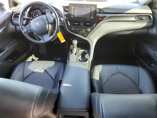 4T1G11AK3MU589413 2021 TOYOTA CAMRY - Image 8