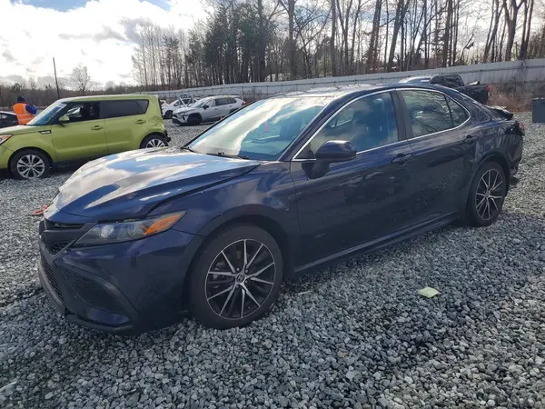 4T1G11AK3MU589542 2021 TOYOTA CAMRY - Image 1
