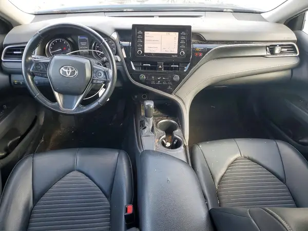 4T1G11AK3MU589542 2021 TOYOTA CAMRY - Image 8
