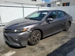 4T1G11AK3MU590142 2021 TOYOTA CAMRY