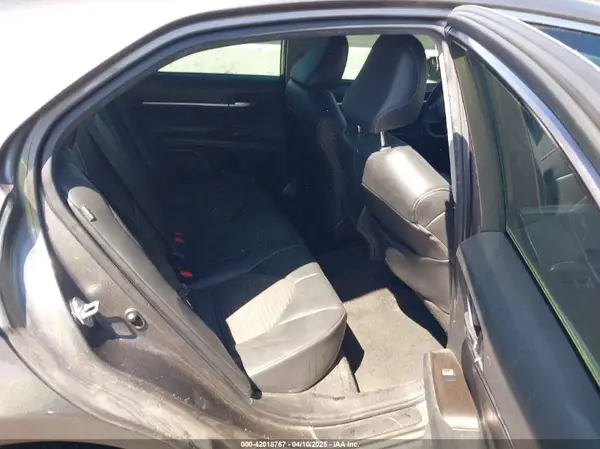 4T1G11AK3MU591078 2021 TOYOTA CAMRY - Image 8