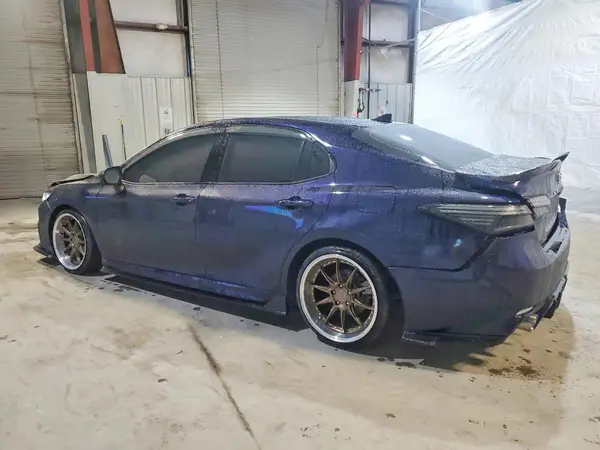 4T1G11AK3MU598466 2021 TOYOTA CAMRY - Image 2