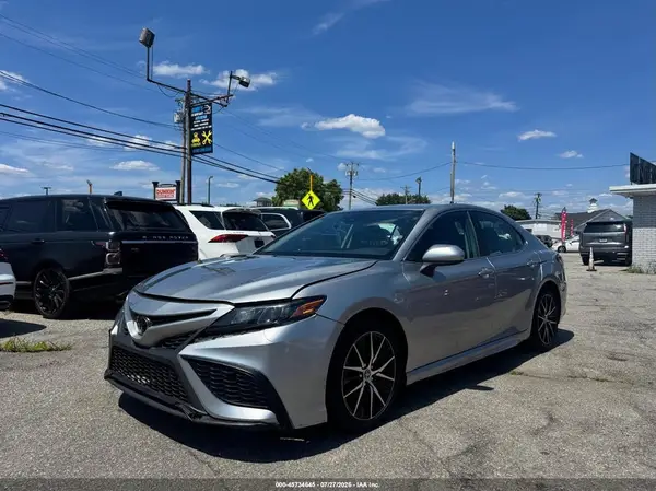 4T1G11AK3MU604122 2021 TOYOTA CAMRY - Image 2