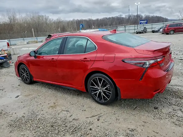 4T1G11AK3NU027769 2022 TOYOTA CAMRY - Image 2