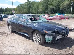 4T1G11AK3NU031000 2022 TOYOTA CAMRY