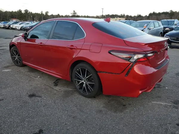 4T1G11AK3NU037086 2022 TOYOTA CAMRY - Image 2