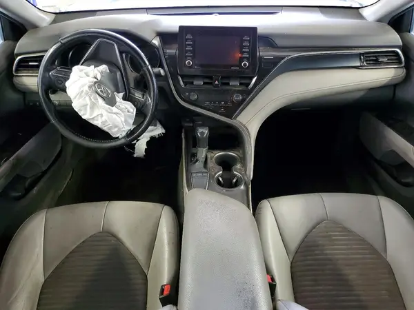4T1G11AK3NU045978 2022 TOYOTA CAMRY - Image 8
