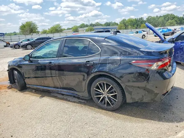 4T1G11AK3NU060464 2022 TOYOTA CAMRY - Image 2