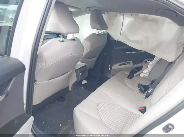 4T1G11AK3NU068791 2022 TOYOTA CAMRY - Image 8