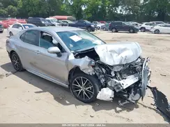 4T1G11AK3NU619317 2022 TOYOTA CAMRY