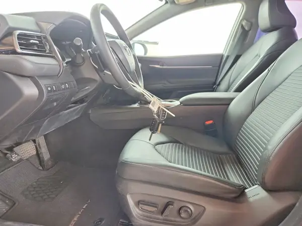 2022 TOYOTA CAMRY auction photo 7