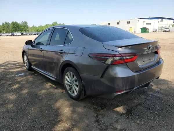 4T1G11AK3NU634674 2022 TOYOTA CAMRY - Image 2