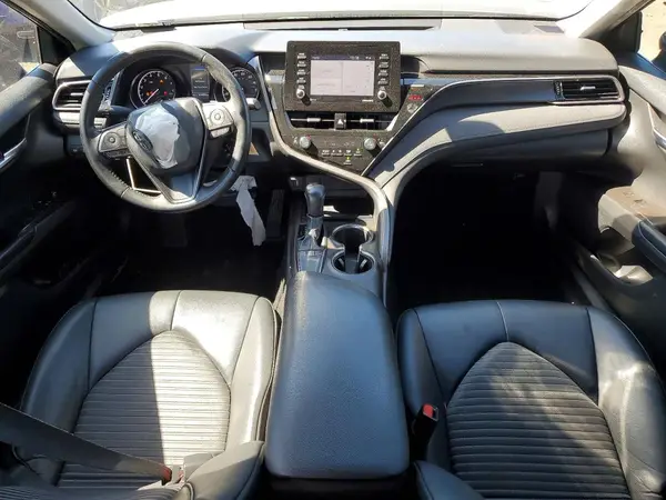 4T1G11AK3NU641219 2022 TOYOTA CAMRY - Image 8