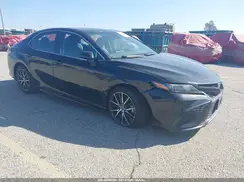 4T1G11AK3NU645643 2022 TOYOTA CAMRY