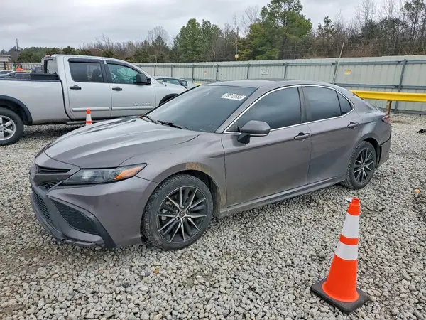 4T1G11AK3NU658649 2022 TOYOTA CAMRY - Image 1