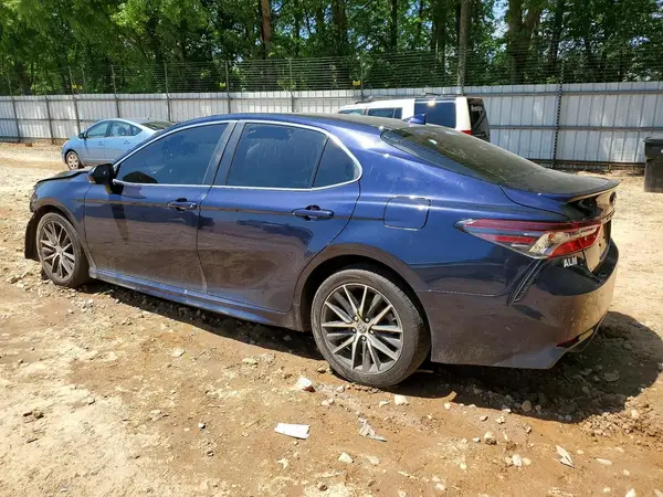 4T1G11AK3NU662118 2022 TOYOTA CAMRY - Image 2
