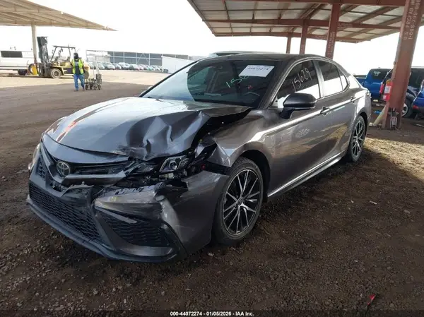 4T1G11AK3NU663351 2022 TOYOTA CAMRY - Image 2