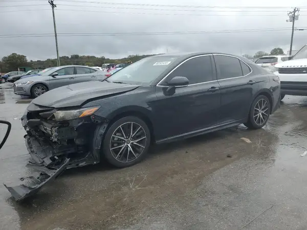 4T1G11AK3NU665634 2022 TOYOTA CAMRY - Image 1