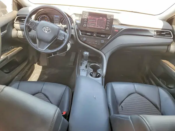4T1G11AK3NU667626 2022 TOYOTA CAMRY - Image 8
