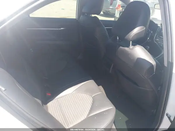 4T1G11AK3NU671160 2022 TOYOTA CAMRY - Image 8