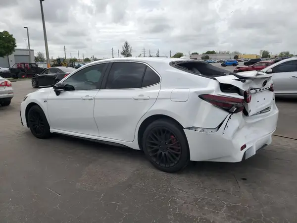 4T1G11AK3NU687763 2022 TOYOTA CAMRY - Image 2