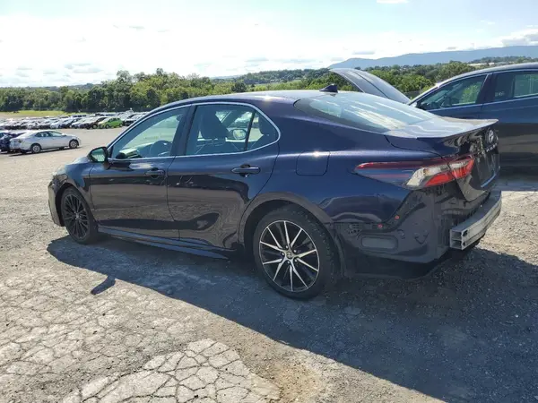 4T1G11AK3NU689688 2022 TOYOTA CAMRY - Image 2