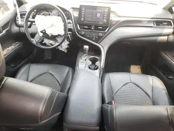4T1G11AK3NU692929 2022 TOYOTA CAMRY - Image 8