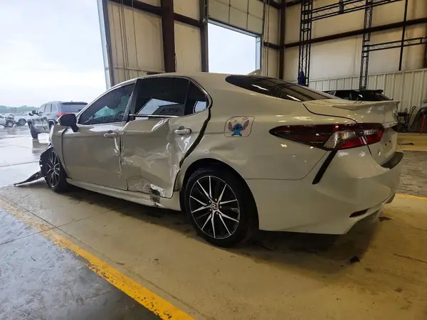 4T1G11AK3PU080457 2023 TOYOTA CAMRY - Image 2