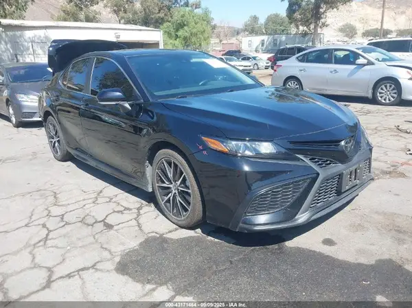 4T1G11AK3PU098134 2023 TOYOTA CAMRY - Image 1