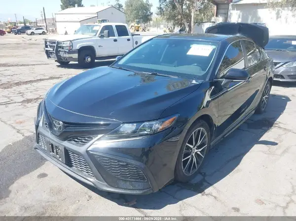 4T1G11AK3PU098134 2023 TOYOTA CAMRY - Image 2