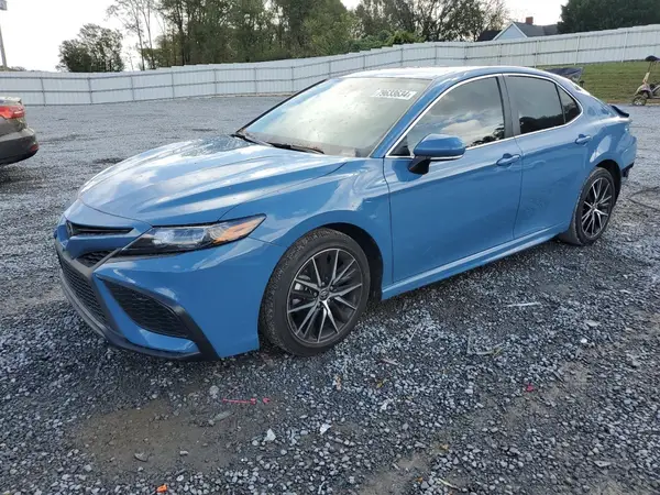 4T1G11AK3PU136865 2023 TOYOTA CAMRY - Image 1