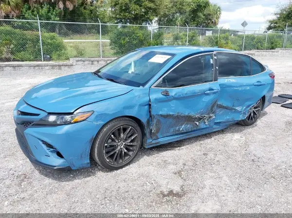 4T1G11AK3PU149549 2023 TOYOTA CAMRY - Image 2