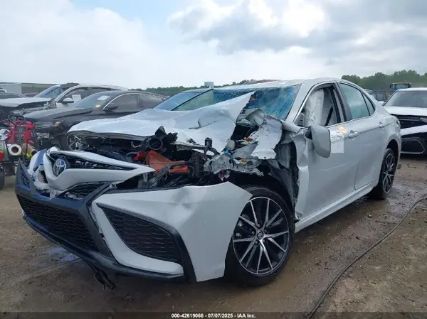 4T1G11AK3PU176721 2023 TOYOTA CAMRY - Image 2