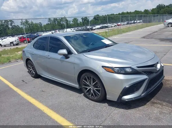 4T1G11AK3PU181398 2023 TOYOTA CAMRY - Image 1