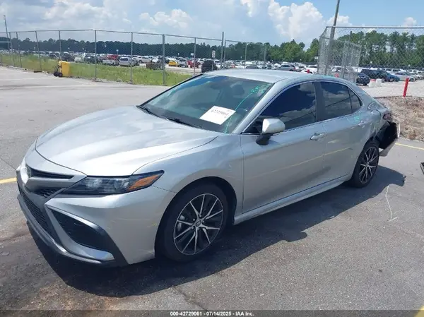 4T1G11AK3PU181398 2023 TOYOTA CAMRY - Image 2