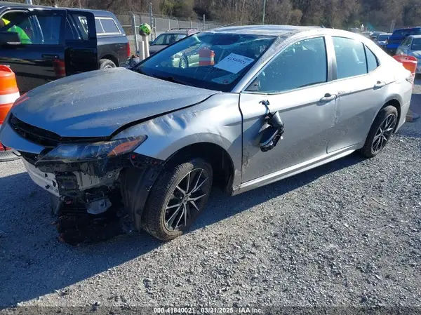 4T1G11AK3PU720599 2023 TOYOTA CAMRY - Image 2
