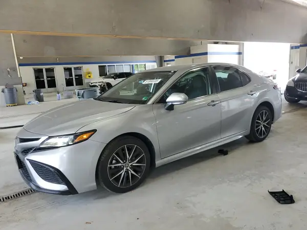 4T1G11AK3PU728329 2023 TOYOTA CAMRY - Image 1