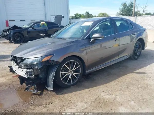 4T1G11AK3PU731022 2023 TOYOTA CAMRY - Image 2