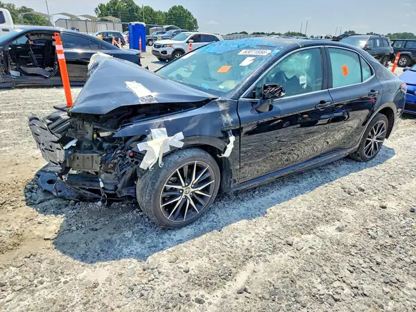 4T1G11AK3PU738066 2023 TOYOTA CAMRY - Image 1