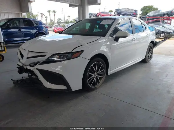 4T1G11AK3PU739718 2023 TOYOTA CAMRY - Image 2