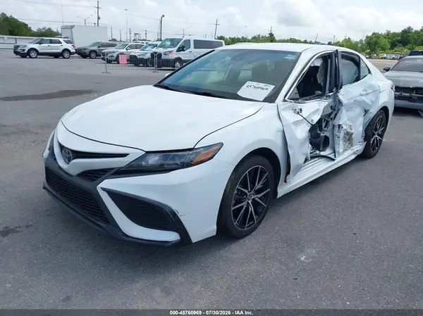 4T1G11AK3PU747320 2023 TOYOTA CAMRY - Image 2