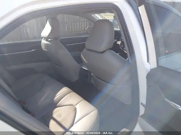 4T1G11AK3PU748208 2023 TOYOTA CAMRY - Image 8