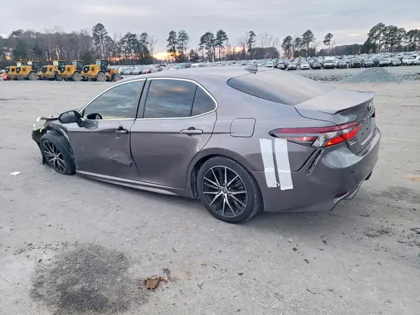 4T1G11AK3PU749262 2023 TOYOTA CAMRY - Image 2