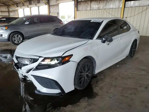 4T1G11AK3PU751545 2023 TOYOTA CAMRY - Image 1