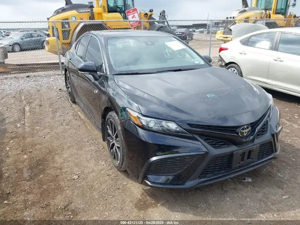 4T1G11AK3PU761816 2023 TOYOTA CAMRY - Image 1