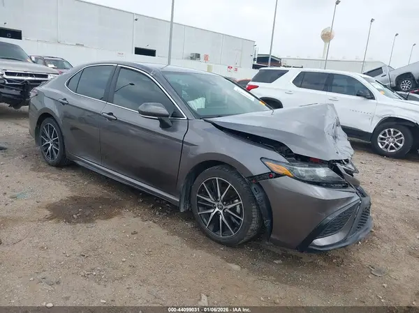 4T1G11AK3PU766109 2023 TOYOTA CAMRY - Image 1