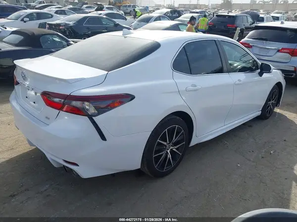 4T1G11AK3PU769396 2023 TOYOTA CAMRY - Image 2