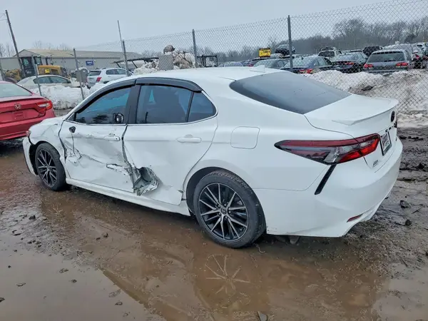 4T1G11AK3PU787090 2023 TOYOTA CAMRY - Image 2