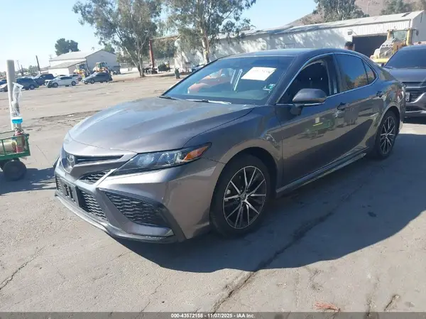 4T1G11AK3PU787980 2023 TOYOTA CAMRY - Image 2